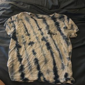 Vans “be kind to the earth” t-shirt